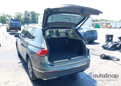 2021 Volkswagen Tiguan 2.0T Se/2.0T Se R-Line Black/2.0T Sel z USA, uszkodzony, nr VIN 3VV2B7AX3MM064707